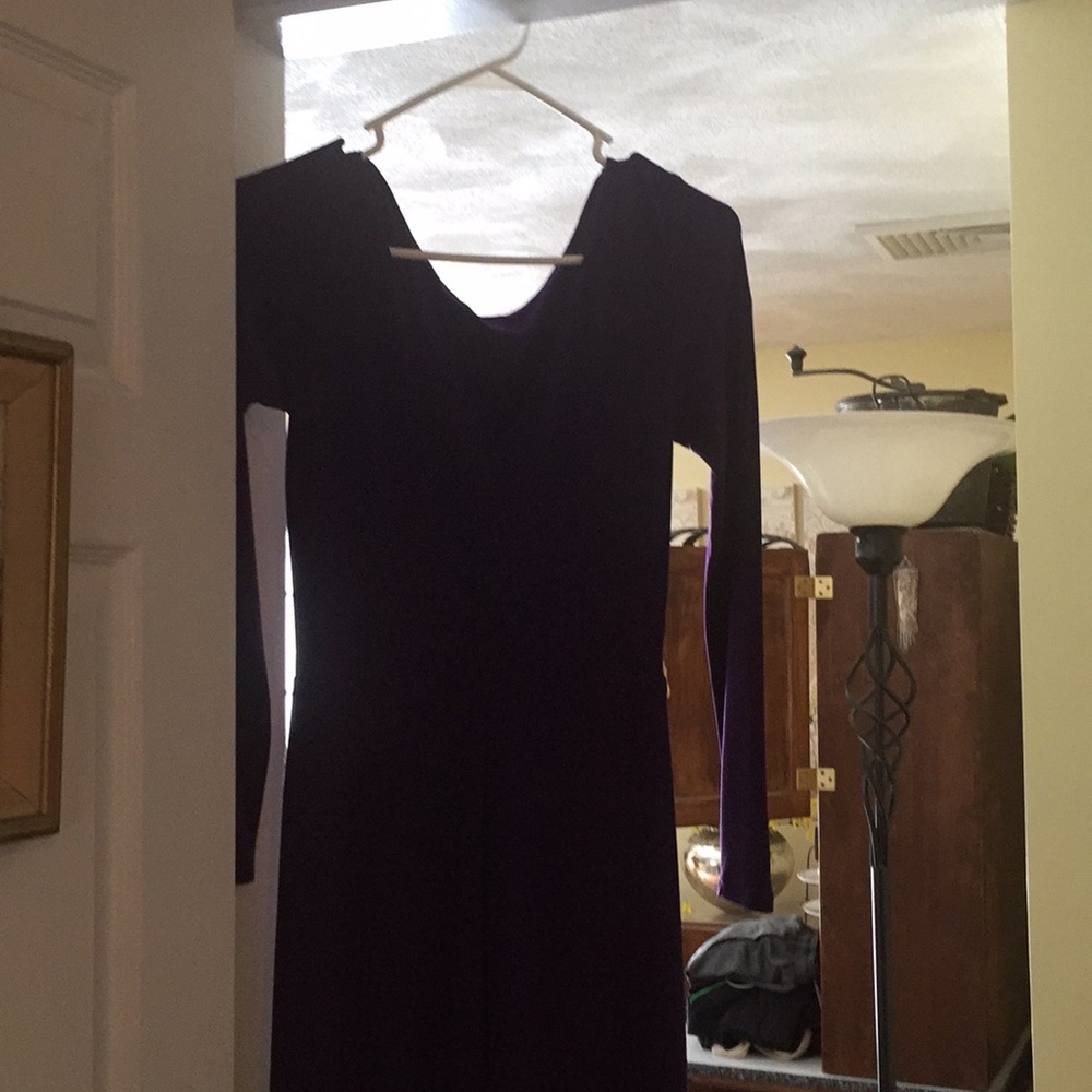 Dress - Picture 2 of 3